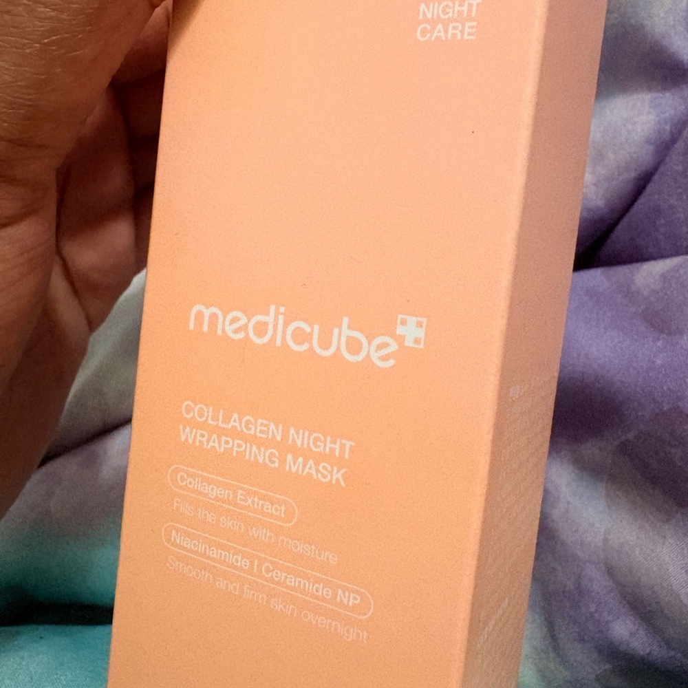 Medicube Collagen Night Wrapping Mask - Peach